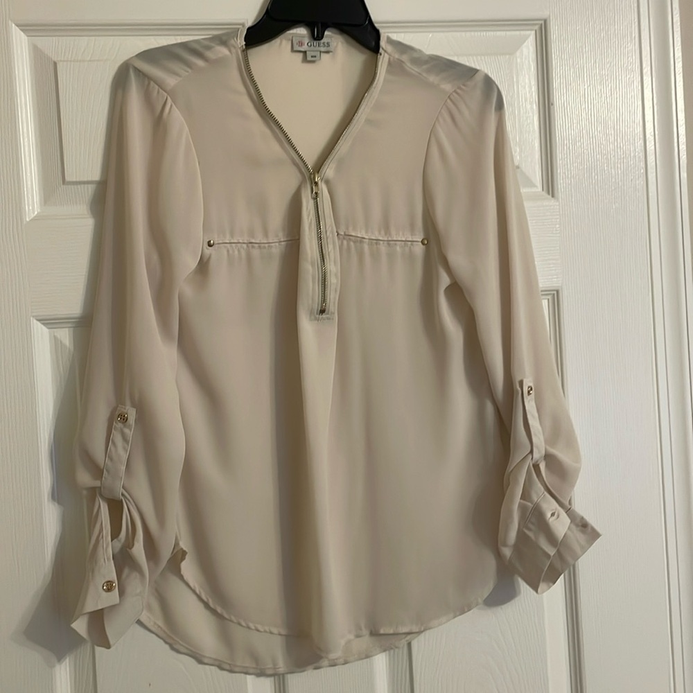 GUESS size MEDIUM tunic blouse. Classy and very demure top.